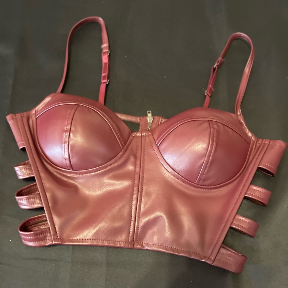 Cut out crop top